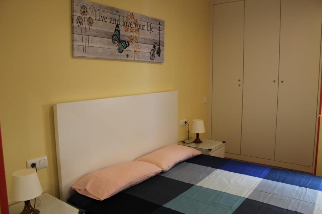 Apartaments Oller Centro 로지즈 외부 사진