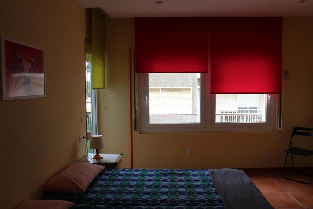 Apartaments Oller Centro 로지즈 외부 사진