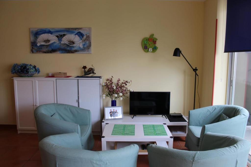 Apartaments Oller Centro 로지즈 외부 사진